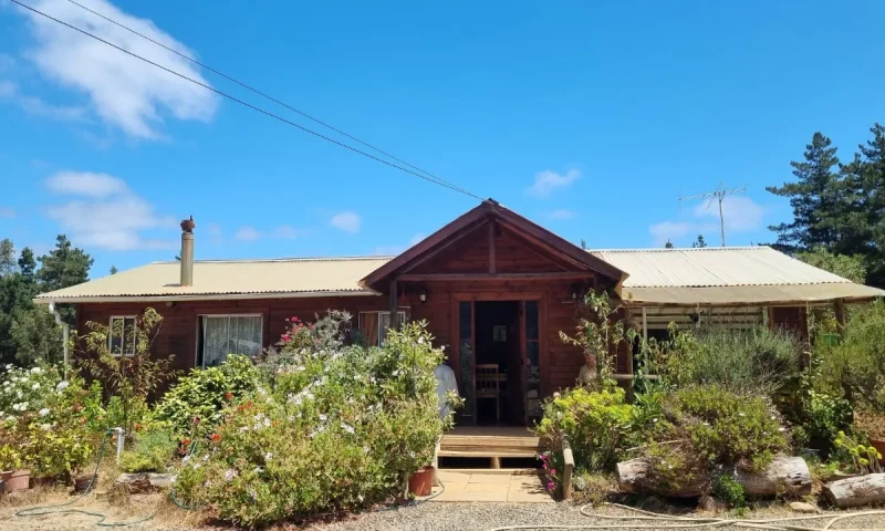 D_NQ_NP_2X_797780-MLC79527806834_102024-F-se-vende-casa-en-el-fundo-la-petrilla